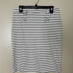 89th and Madison Striped Black and White Women's Skirt